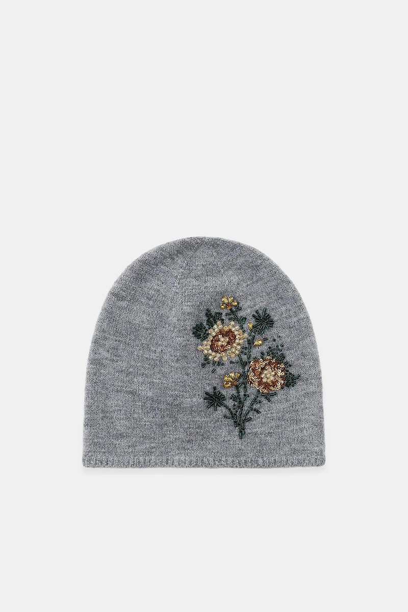 BEANIE HAT WITH EMBROIDERED FLOWERS AND BEADS
