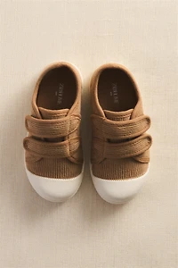 CHILDREN'S FABRIC STRAP SNEAKERS