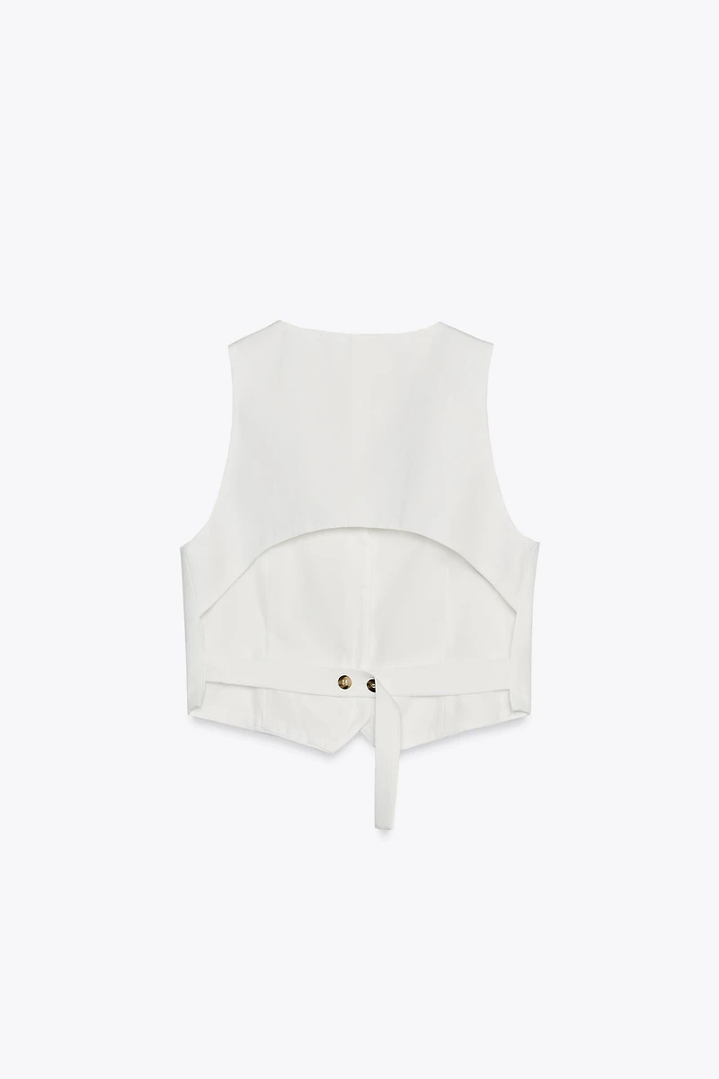 BACK CUT OUT VEST
