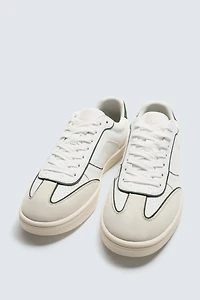 CONTRAST SOLE SNEAKERS