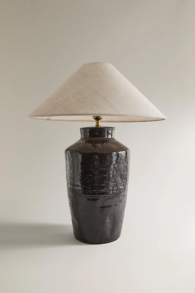CERAMIC TABLE LAMP