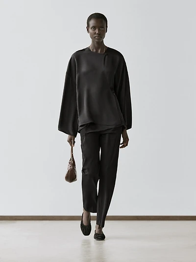 Flowing wrap shirt