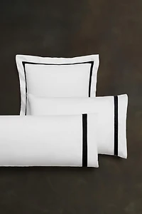 TAIE D’OREILLER SATIN FRISE