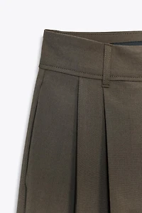 FLAP PLEATED PANTS
