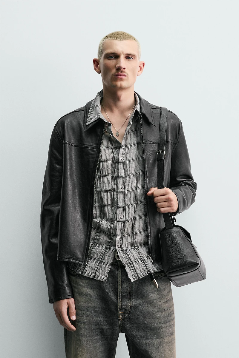 BLOUSON COURT EN CUIR