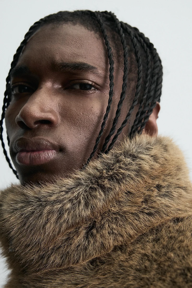 MANTEAU COURT EFFET FOURRURE