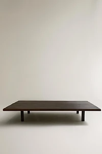 TABLE BASSE PIEDS BAS