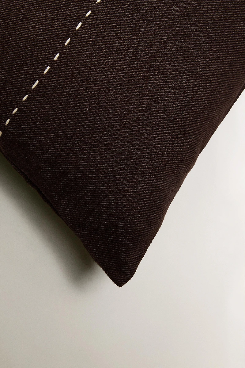 HOUSSE DE COUSSIN SURPIQÛRE