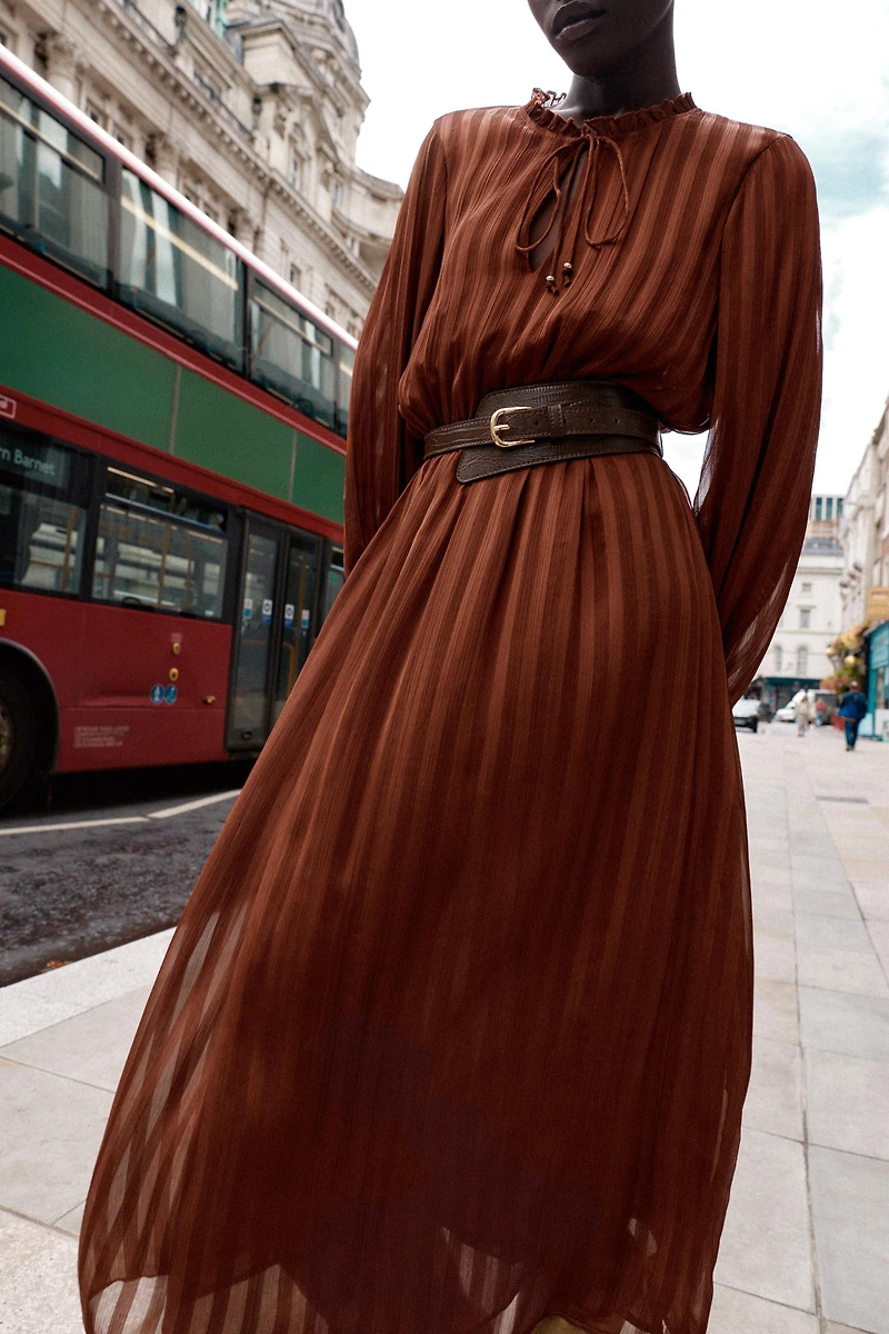 MIDI BELT DRESS