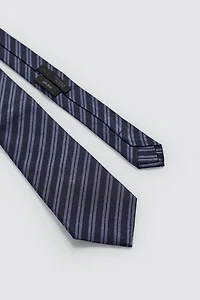 100% SILK STRIPED TIE