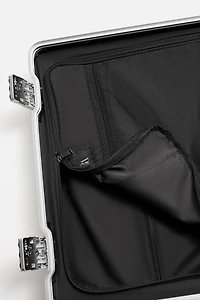 TRAVEL SUITCASE