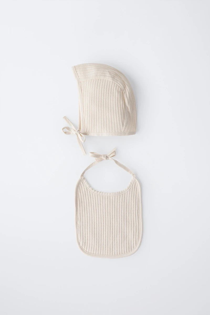 STRUCTURED BONNET AND BIB SET