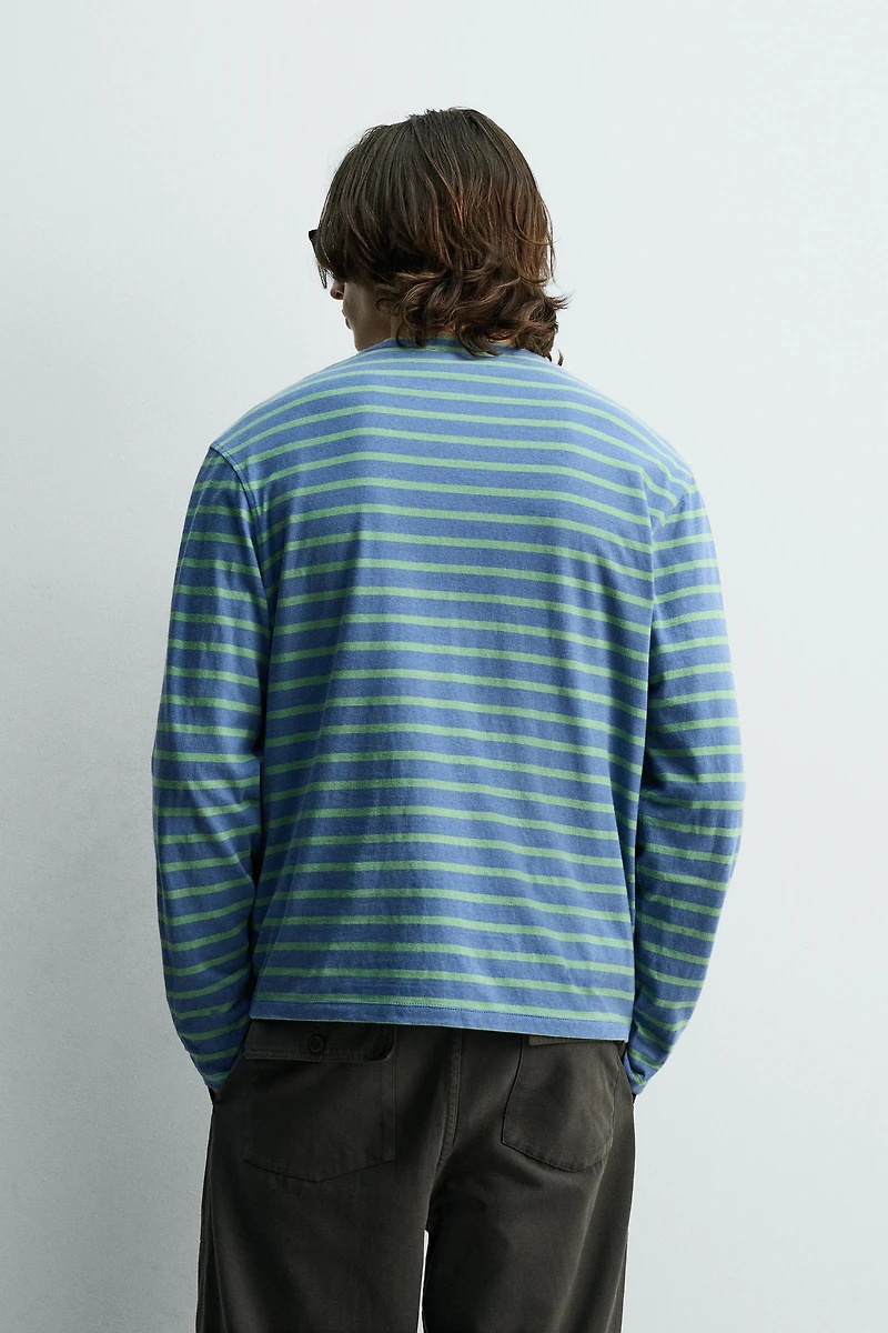 T-SHIRT EN JACQUARD À RAYURES