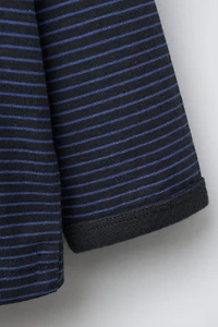 CONTRAST STRIPE T-SHIRT