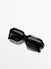 Rectangular sunglasses