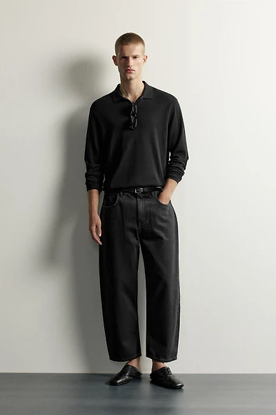 TAPERED WIDE-FIT JEANS