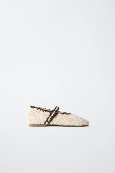 CROCHET BALLET FLATS