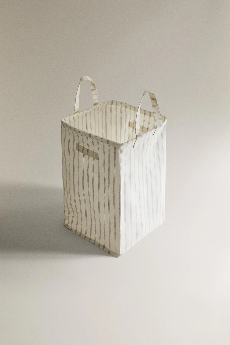 STRIPED LAUNDRY HAMPER