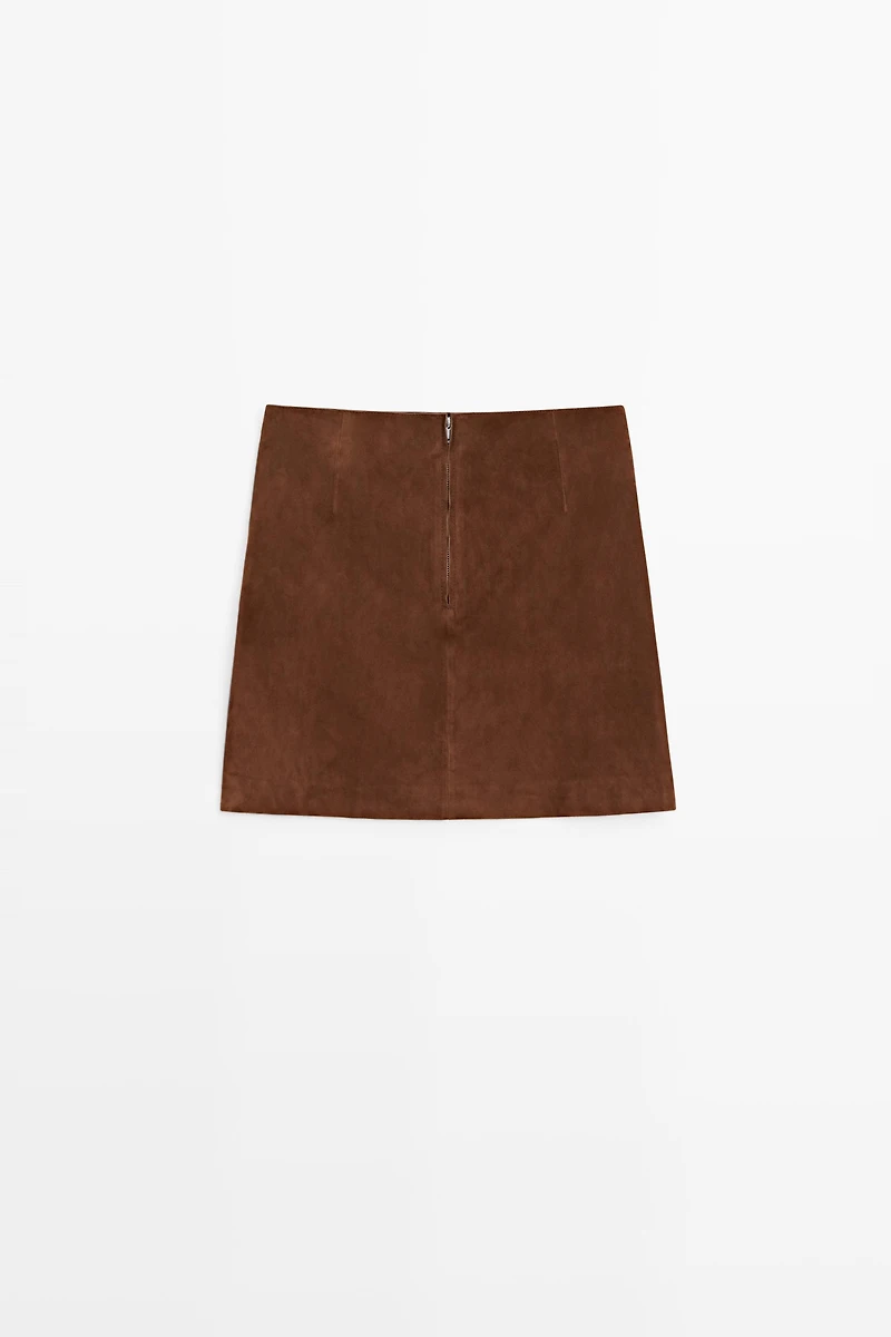 Minijupe en cuir effet daim