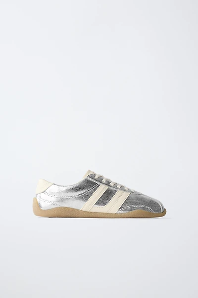 METALLIC SNEAKERS