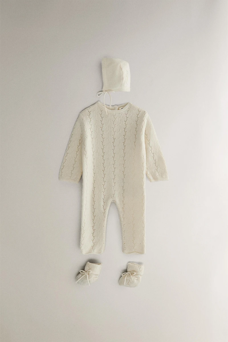 CASHMERE BABY BONNET