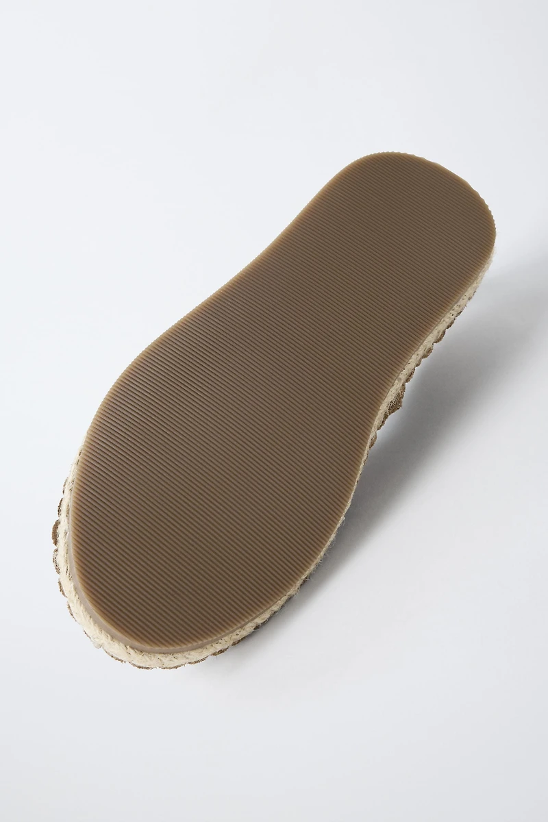 CHAUSSURES EN CUIR ET JUTE