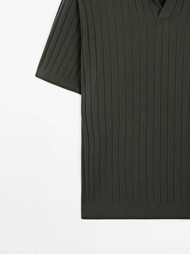 Ribbed knit polo shirt