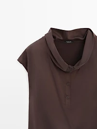 Asymmetric draped top