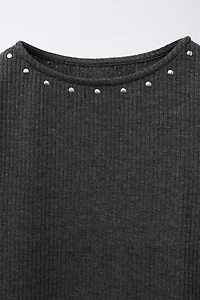T-SHIRT CÔTELÉ À CLOUS