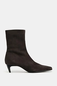 BOTTINES À TALONS KITTEN EN DAIM
