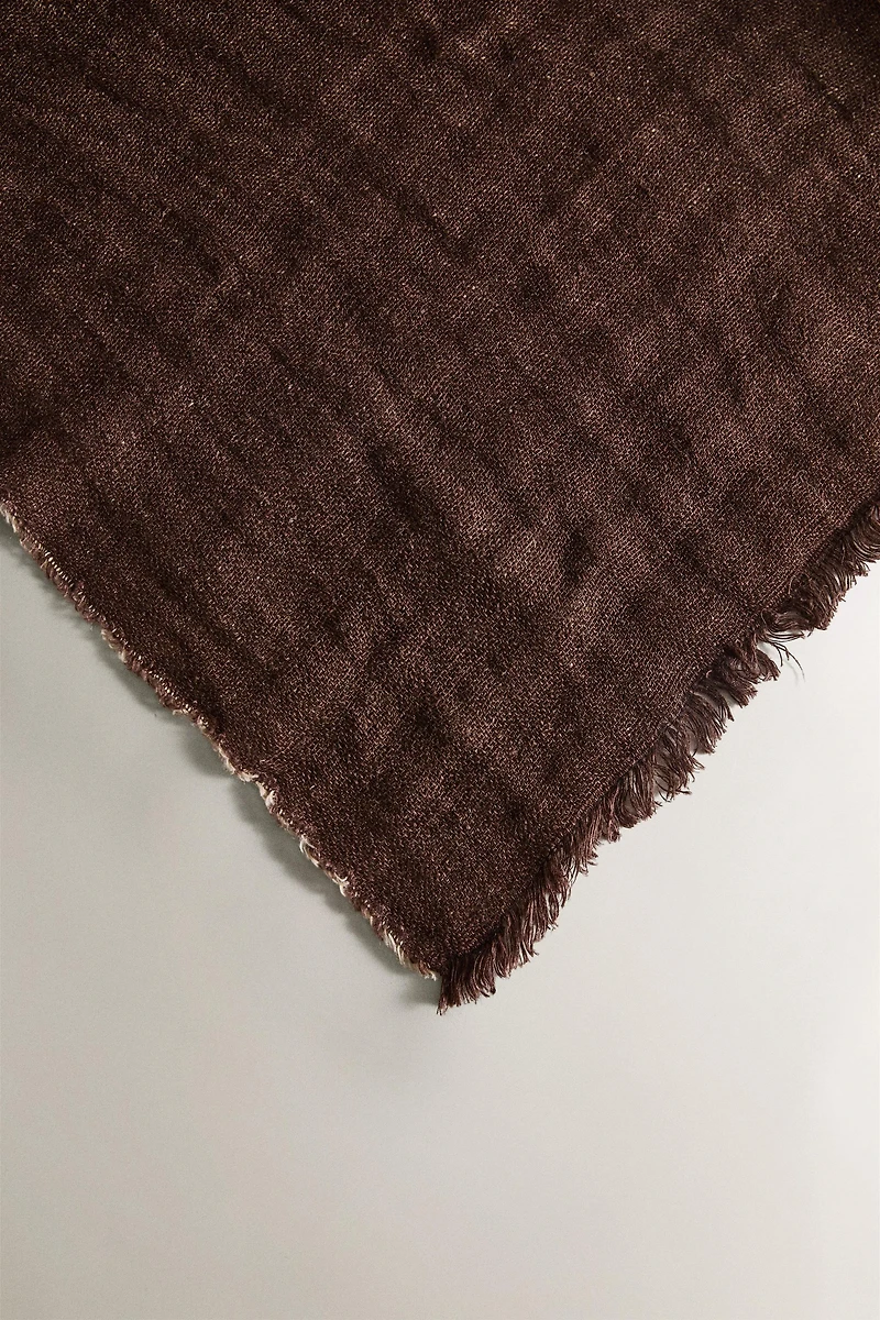 FRINGED LINEN BLANKET