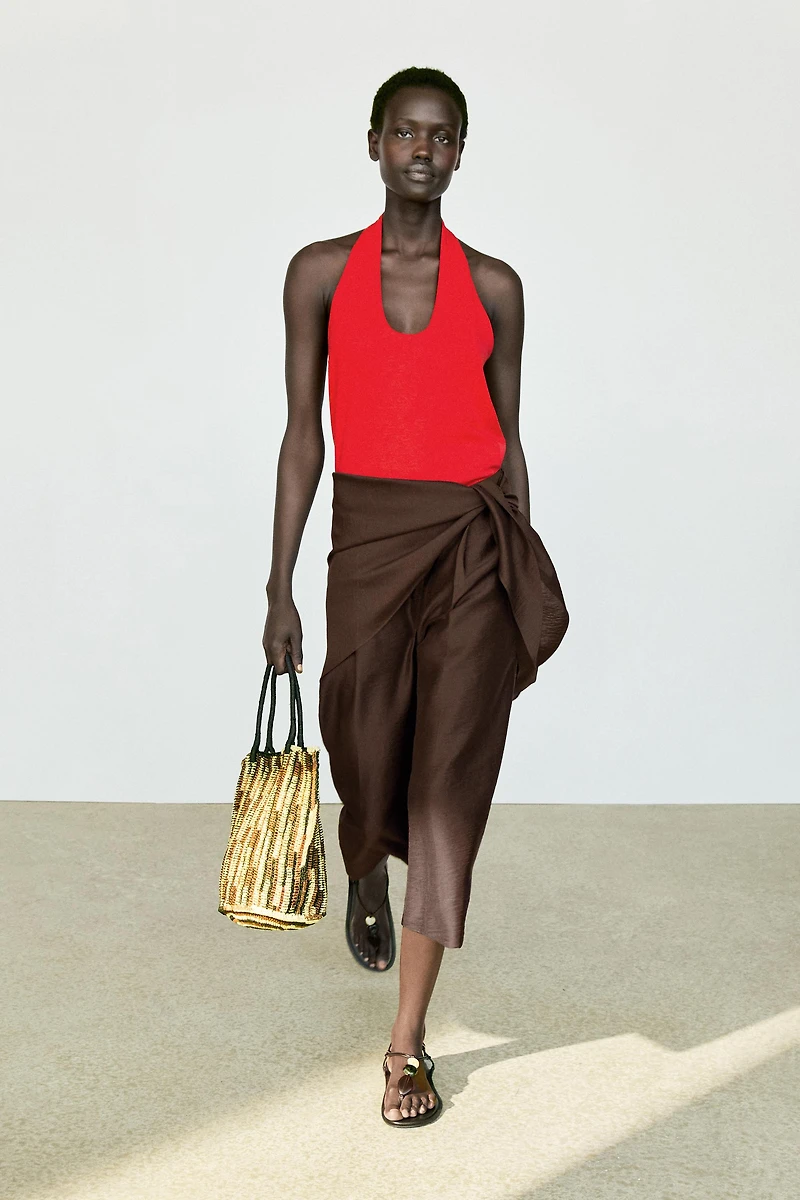 Long flowing Bermuda shorts with scarf detail