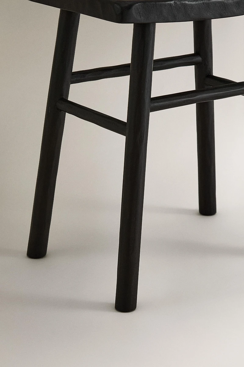 TABOURET MARTELÉ