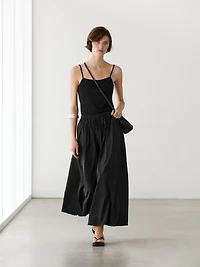 Jupe midi en tissu technique