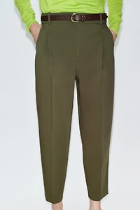 BELTED PLEATED PANTS