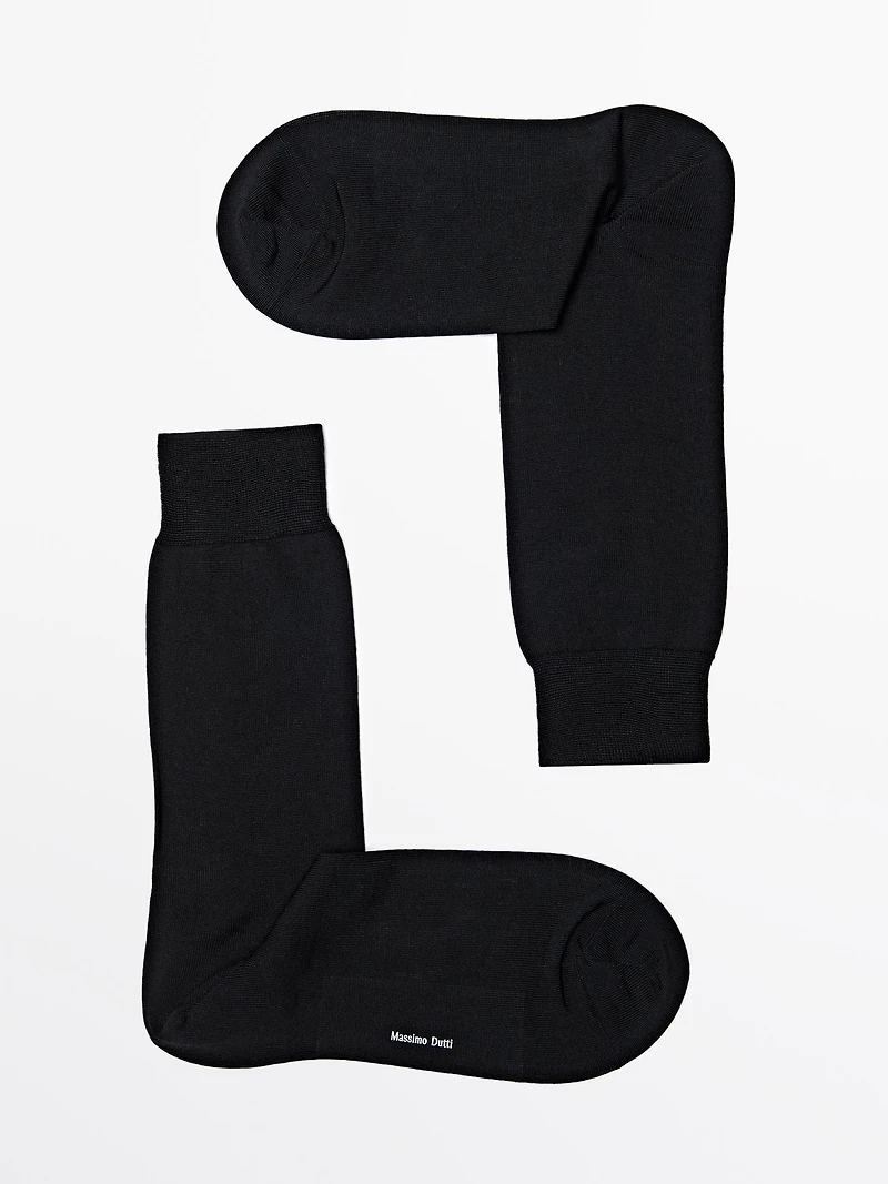 Plain smart socks