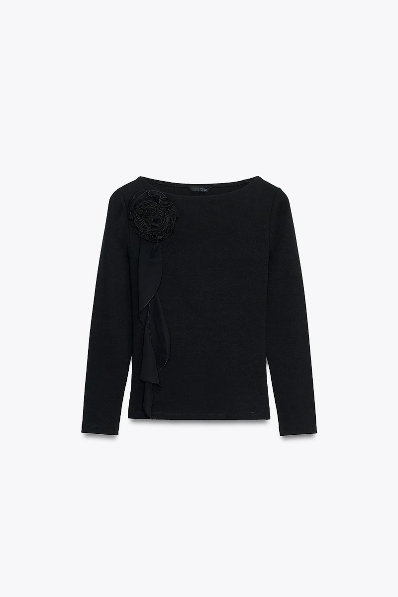 VOLUMINOUS FLOWER T-SHIRT