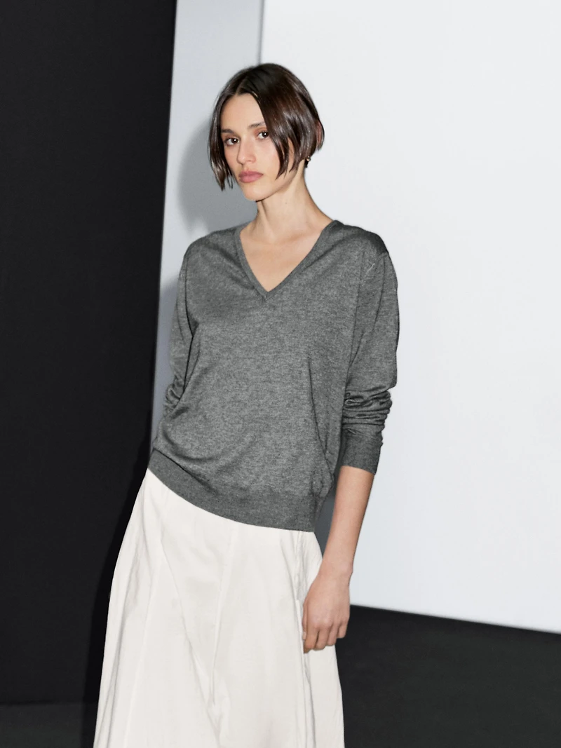 Wool blend V-neck knit sweater