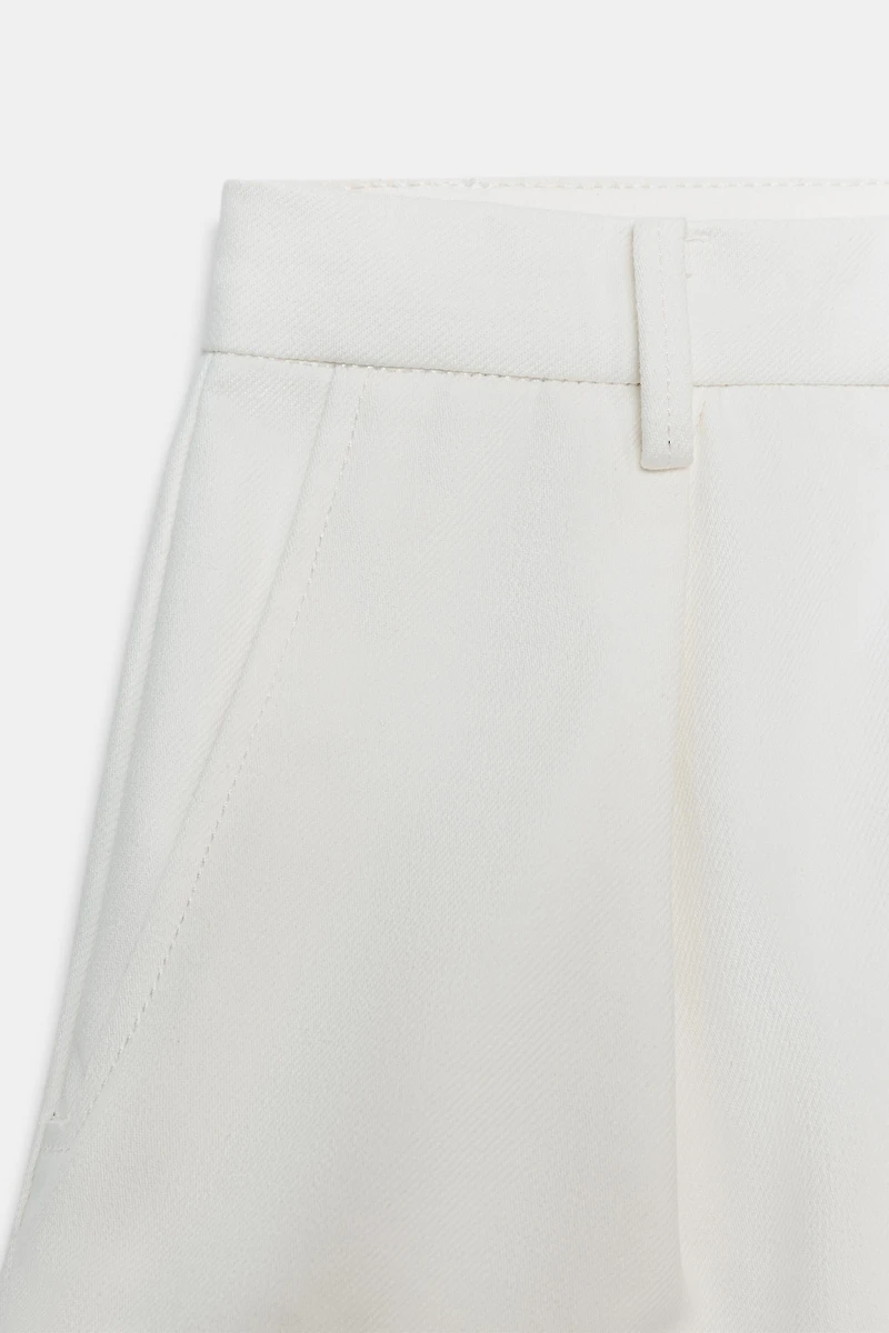 ZW COLLECTION PLEATED DENIM SHORTS