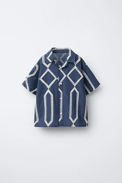 CONTRAST PRINT SHIRT