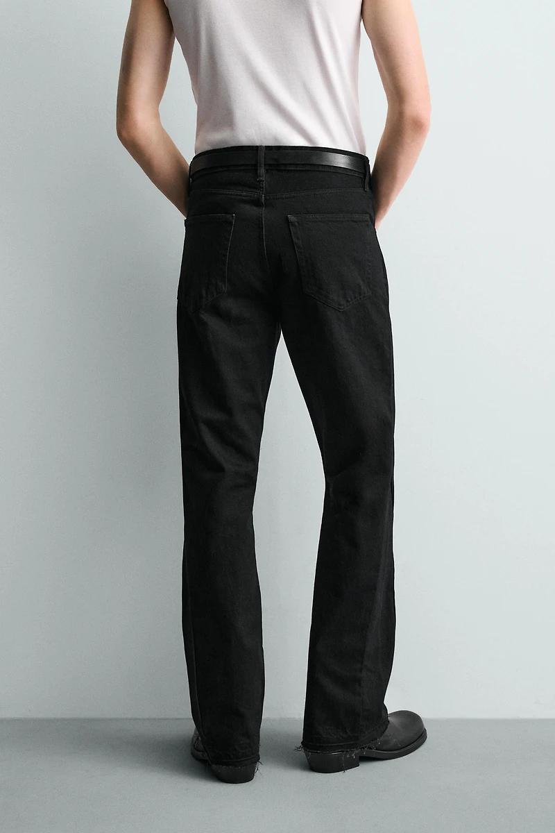 FLARE FIT JEANS