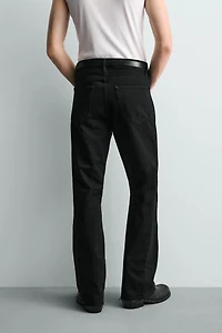 FLARE FIT JEANS