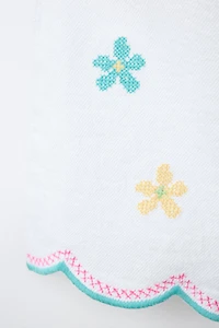 CROSS-STITCH FLORAL TWILL TOP