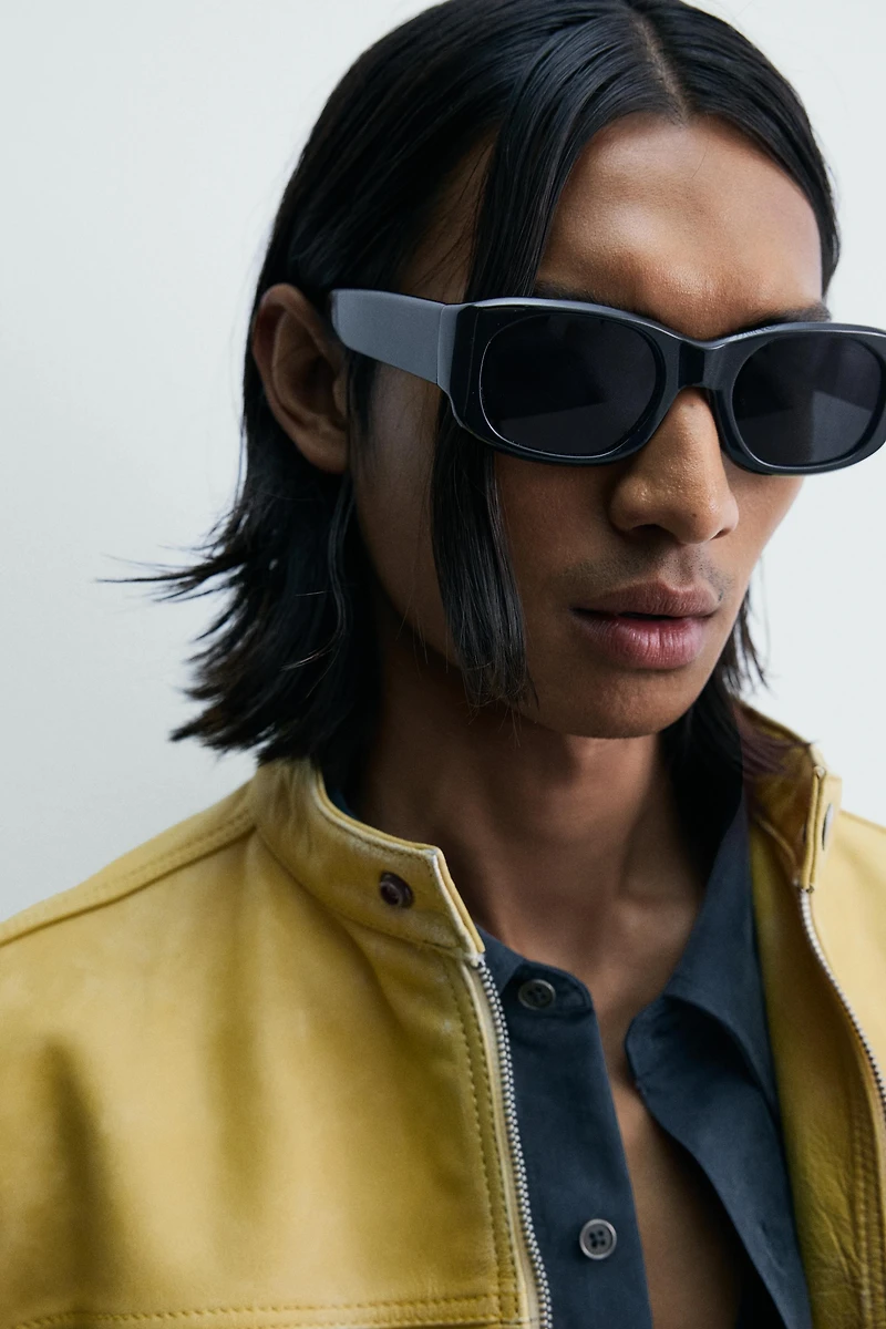 BLOUSON COURT EN CUIR LAVÉ