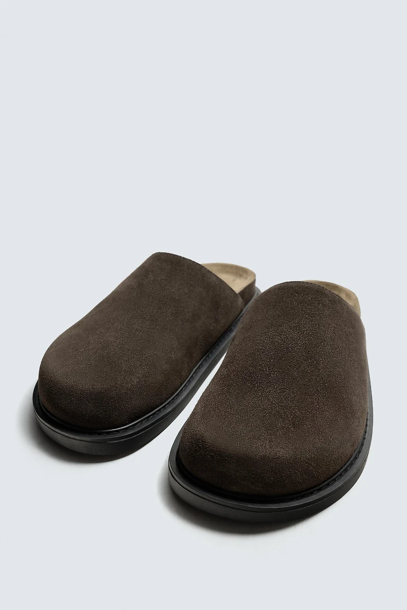 LEATHER CLOGS