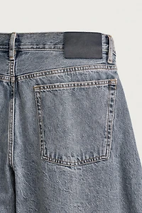 BARREL FIT JEANS