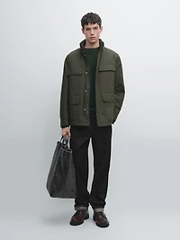 Water-repellent puffer jacket with pockets