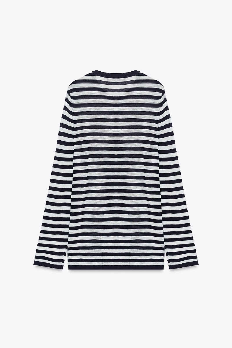 STRIPED BUTTON SWEATER