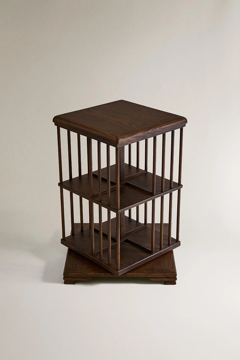 ROTATING BOOKSHELF