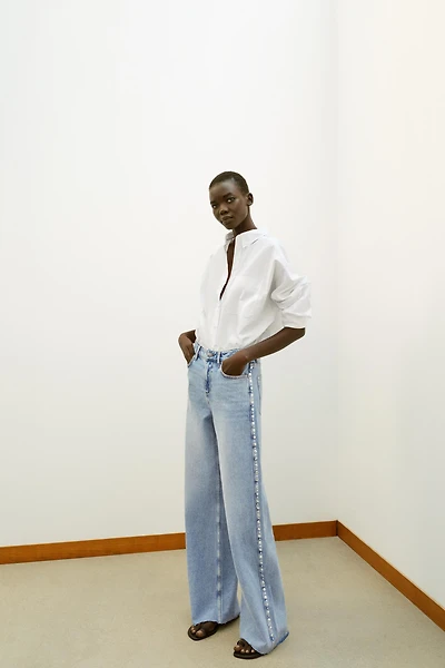 Z1975 HIGH WAIST WIDE LEG STUDDED JEANS
